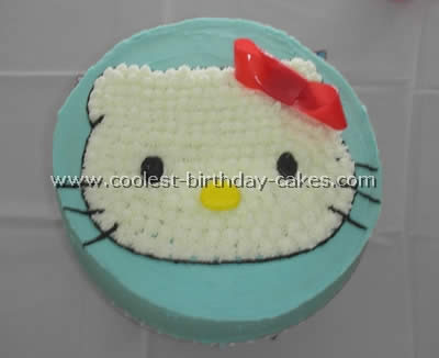 Hello Kitty Cake