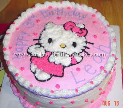 Hello Kitty Cake