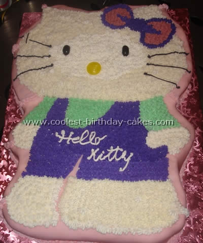 Hello Kitty Cake