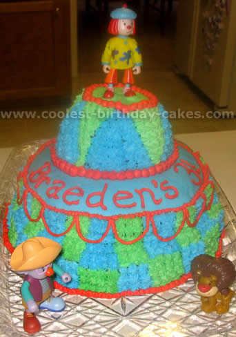 JoJo Circus Clown Cake Photo