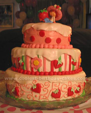 Strawberry Shortcake Kids Birthday Cake Idea