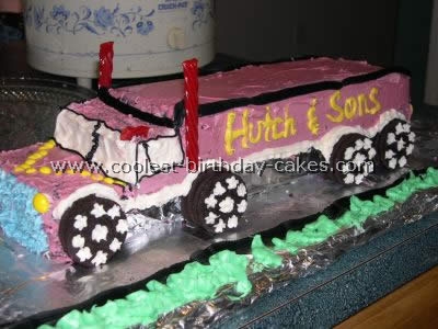 Semi-Trailer Cake Photo