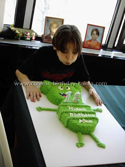 Alien Kids Cake