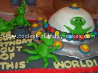 Alien Kids Cake