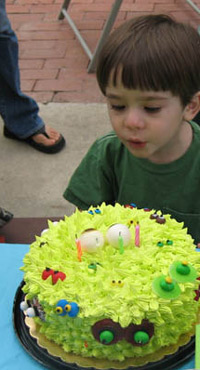 Alien Kids Cake