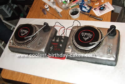 Coolest Birthday Party Cakes and Photos
