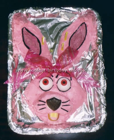 Take a look at the coolest Mixi the Rabbit cake photos. You’ll also find loads of homemade cake ideas and DIY birthday cake inspiration.
