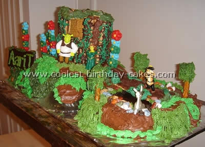 Shrek Character Cake Photo