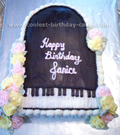 Piano-Shaped Cake