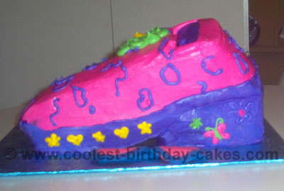 Tips on Cake Decorating Shoe-Shaped Cakes