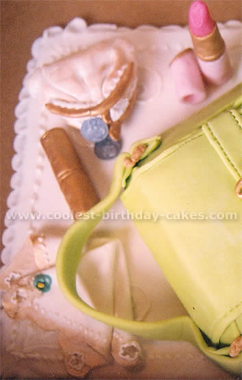 Purse-Shaped Unique Cake