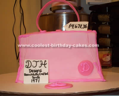 Purse-Shaped Unique Cake