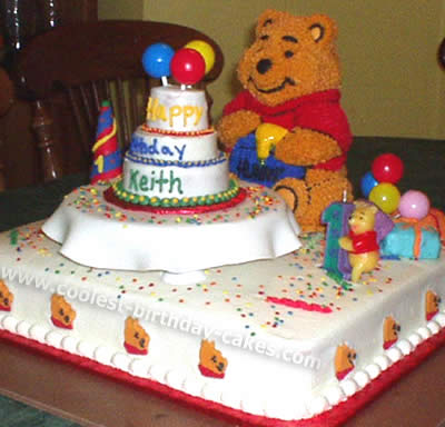 Winnie the Pooh Picture Cakes