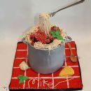 Spaghetti and meatballs Italian themed cake