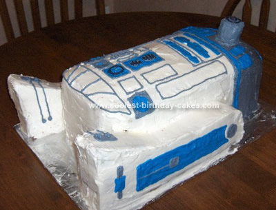 R2 D2 Cake