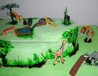 Coolest Jungle Scene Cake