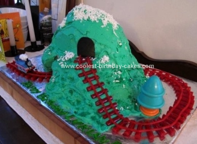 Coolest Thomas And Mountain Cake