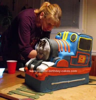 Coolest Thomas the Tank Engine Cake