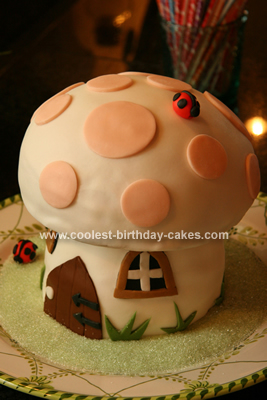 Cool Homemade Toadstool Birthday Cake